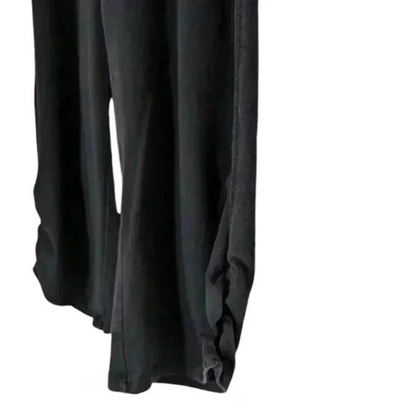 Patagonia Calma Capris Black White Foldover Waistband Cropped Women's size Large - Picture 7 of 14